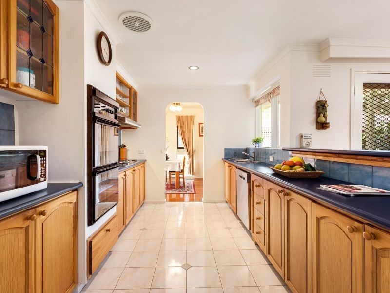 35 Montpellier Crescent, Templestowe Lower VIC 3107