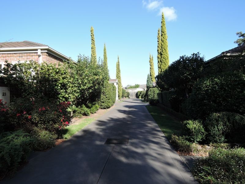 2/23 Saxton Street, Box Hill North VIC 3129