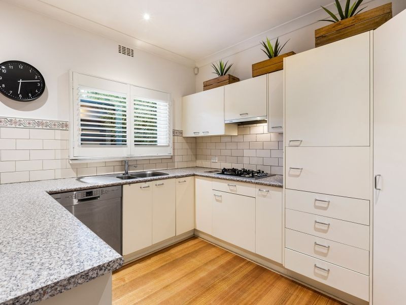 57 Woodhouse Grove, Box Hill North VIC 3129
