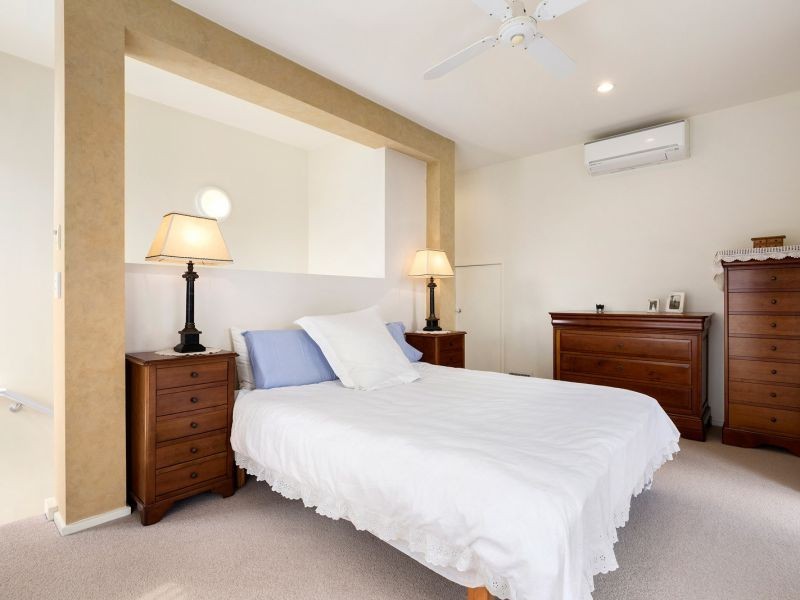 4 Abrahams Court, Burwood VIC 3125