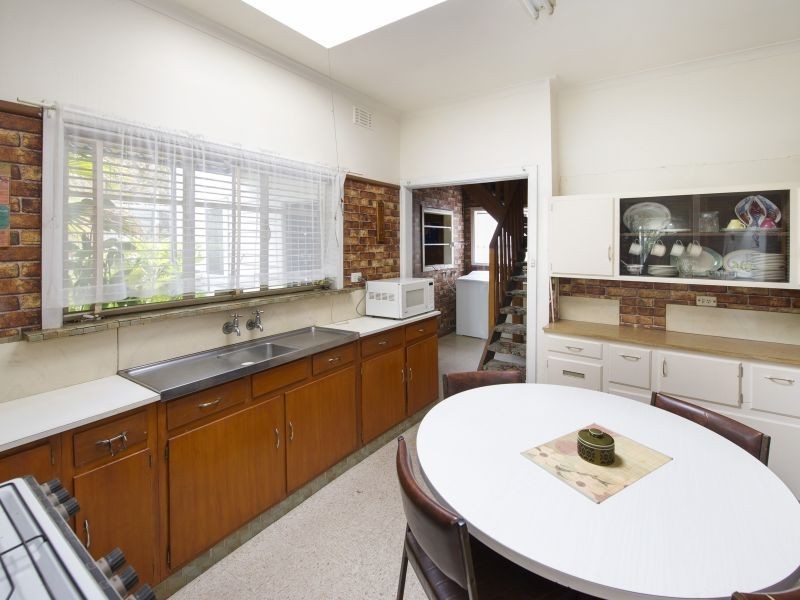 1 Leonard Street, Burwood VIC 3125