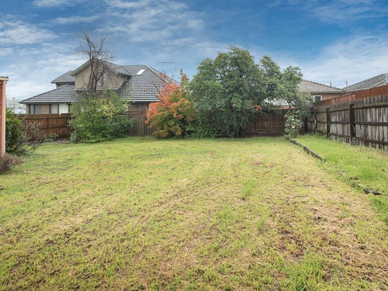 17 Barlyn Road, Mount Waverley VIC 3149