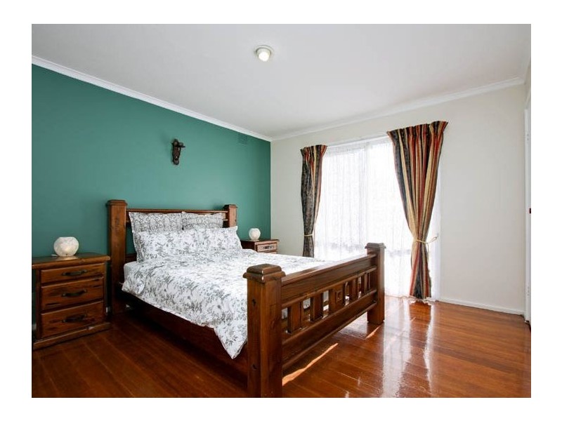 18 Cohuna Court, Burwood East VIC 3151