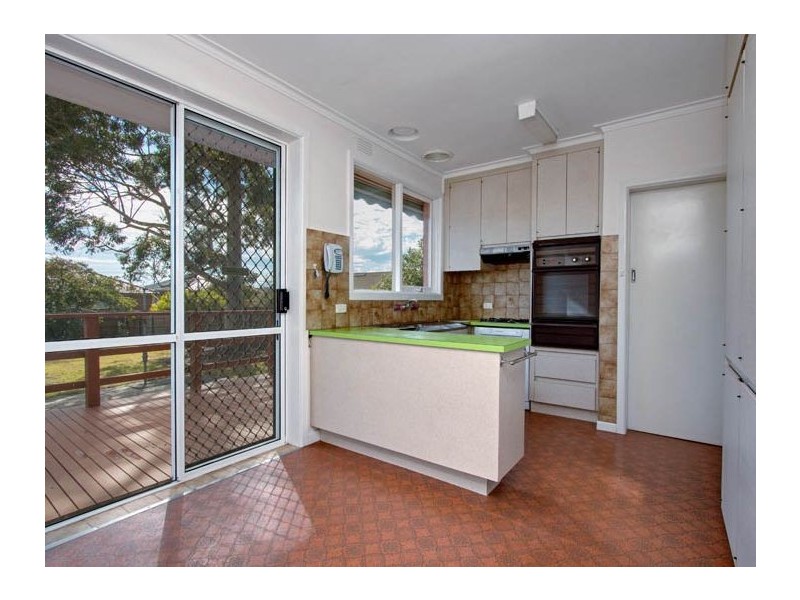 17 Barlyn Road, Mount Waverley VIC 3149