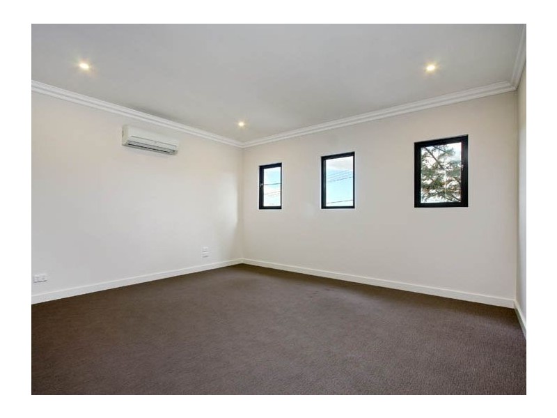 1/35 Stott Street, Box Hill South VIC 3128