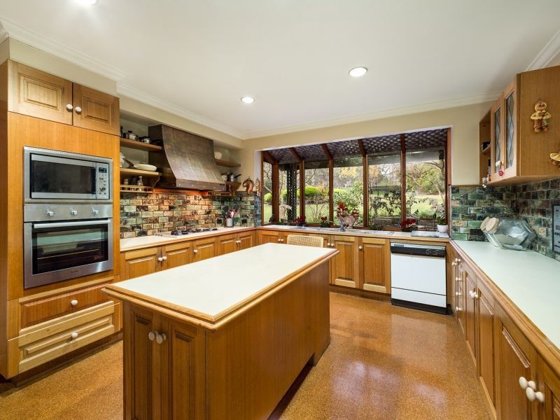 6 Parkwood Place, Templestowe VIC 3106