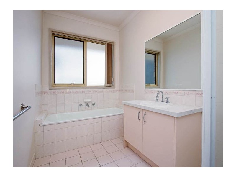 15 College Way, Burwood VIC 3125