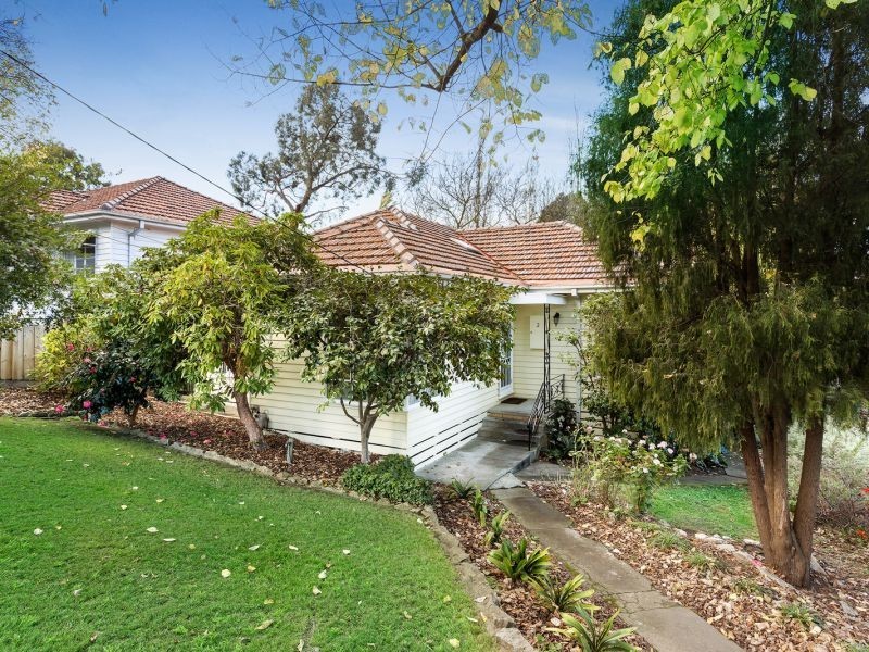 2 Sycamore Street, Box Hill South VIC 3128