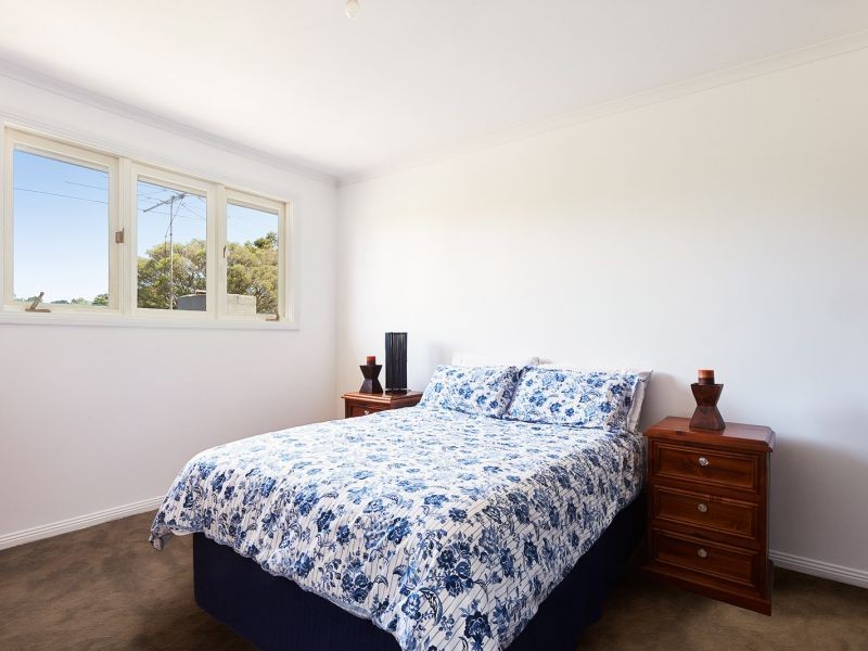 18 Tyrrell Street, Mont Albert North VIC 3129