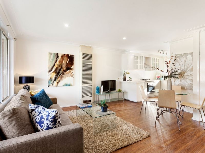 2/35-37 Wantirna Road, Ringwood VIC 3134