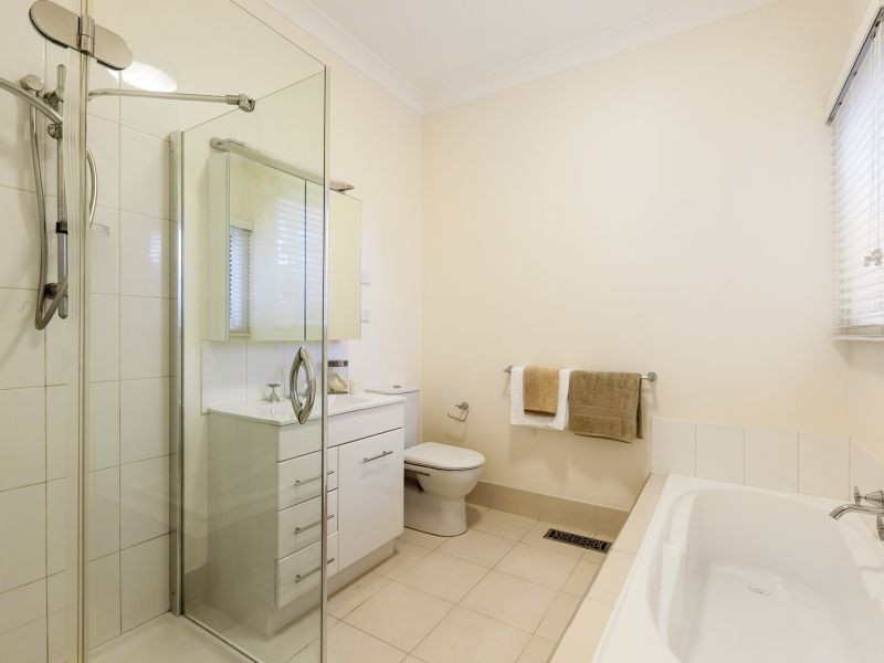 68 Woodhouse Grove, Box Hill North VIC 3129