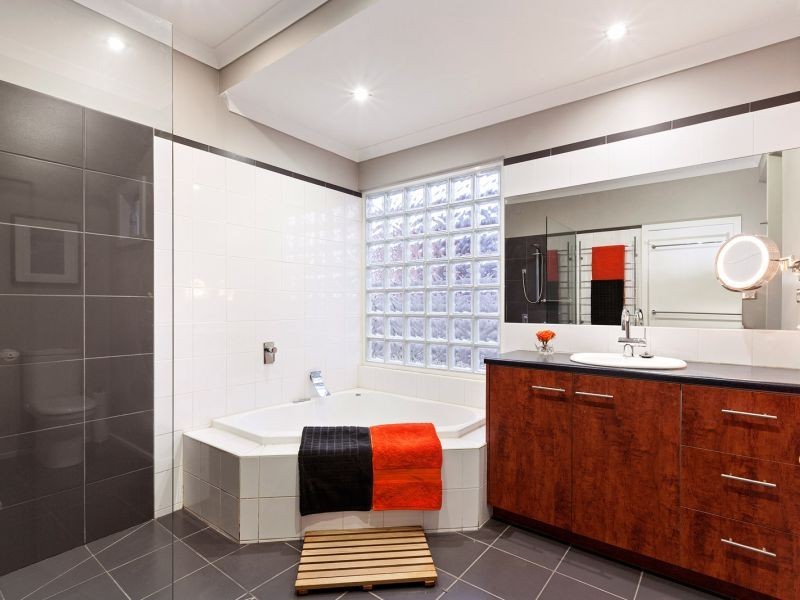 4 Haig Street, Box Hill South VIC 3128