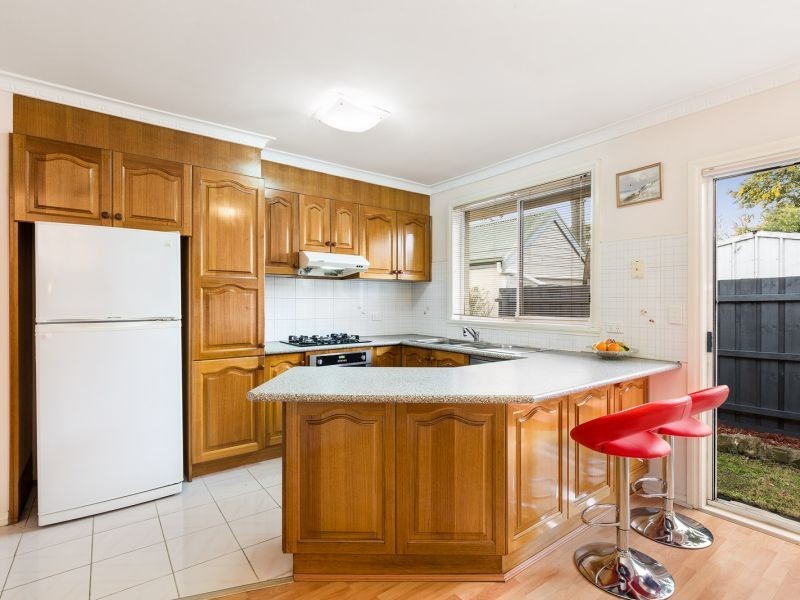 2/123 Springfield Road, Blackburn North VIC 3130