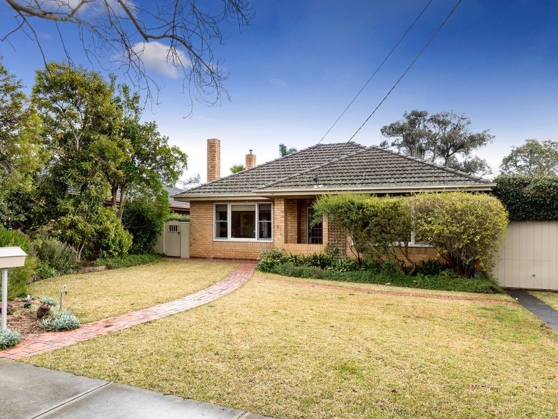 30 Linden Street, Blackburn VIC 3130 Noel Jones Box Hill Sold