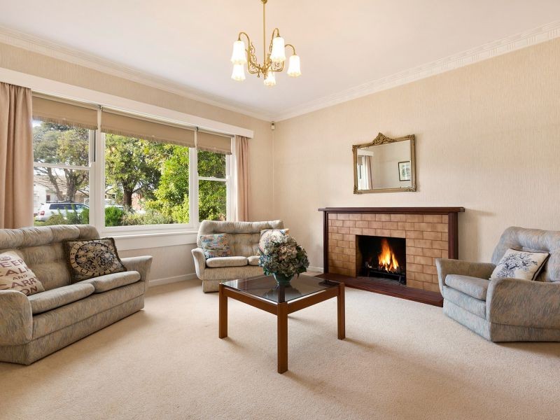 30 Linden Street, Blackburn VIC 3130 Noel Jones Box Hill Sold