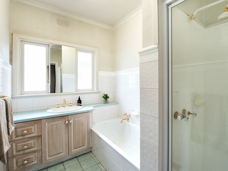 16 Peter Street, Box Hill North VIC 3129