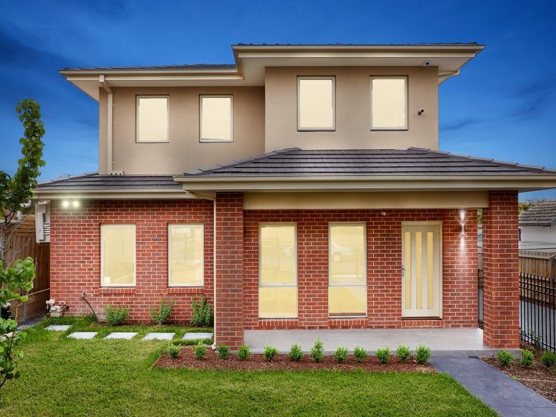 1/110 Parer Street, Burwood VIC 3125