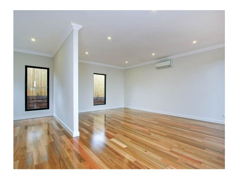 2/35 Stott street, Box Hill South VIC 3128