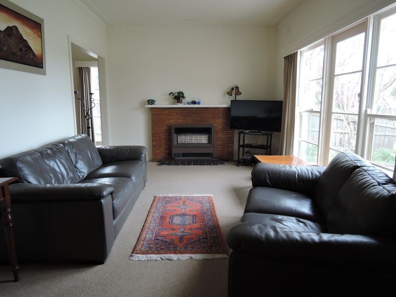 22 Woodhouse Grove, Box Hill North VIC 3129