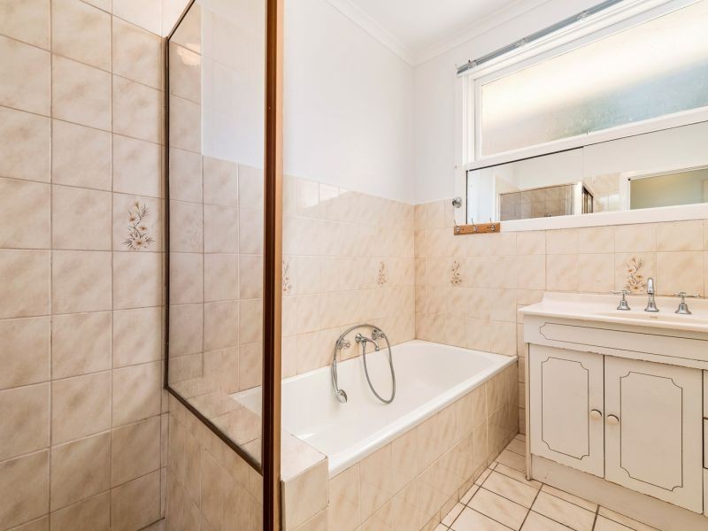 24 Snow Gum Road, Doncaster East VIC 3109