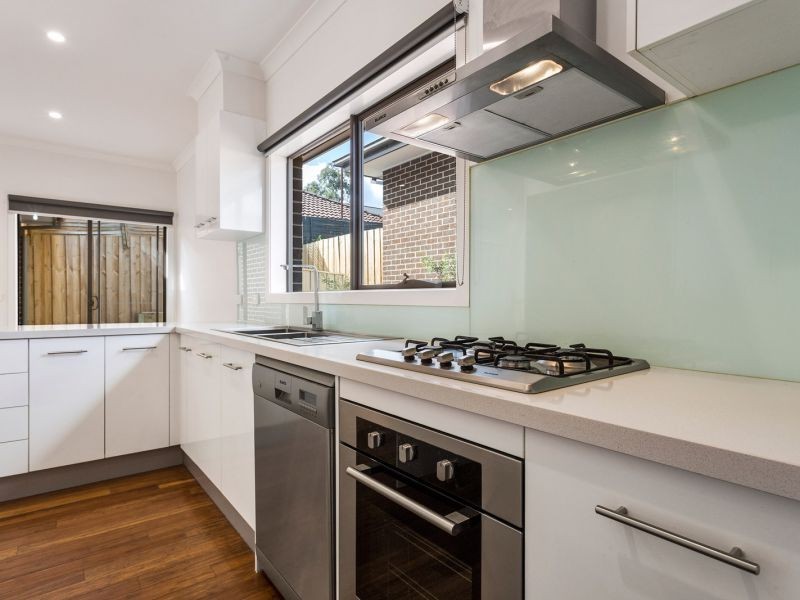 1/16 South Parade, Blackburn VIC 3130