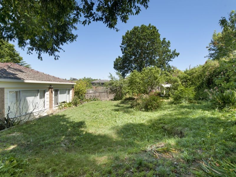 37 Boondara Road, Mont Albert North VIC 3129