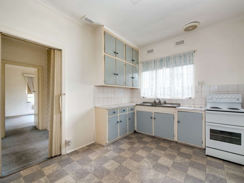 19 Monica Street, Burwood VIC 3125