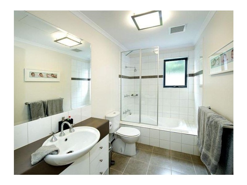 10/24 Rose street, Box Hill VIC 3128