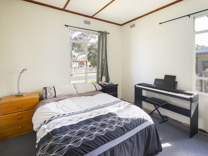10 Bardia Street, Heidelberg West VIC 3081
