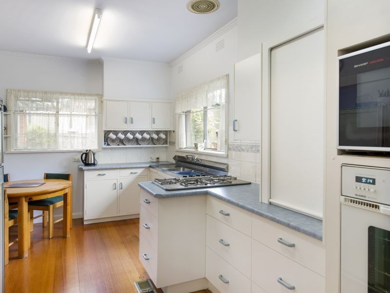 6 Goddard Court, Mont Albert North VIC 3129