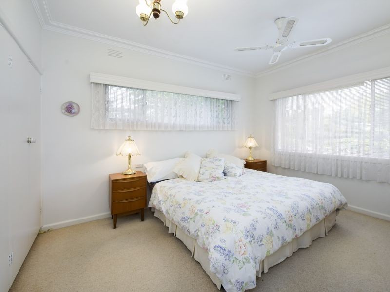 6 Goddard Court, Mont Albert North VIC 3129