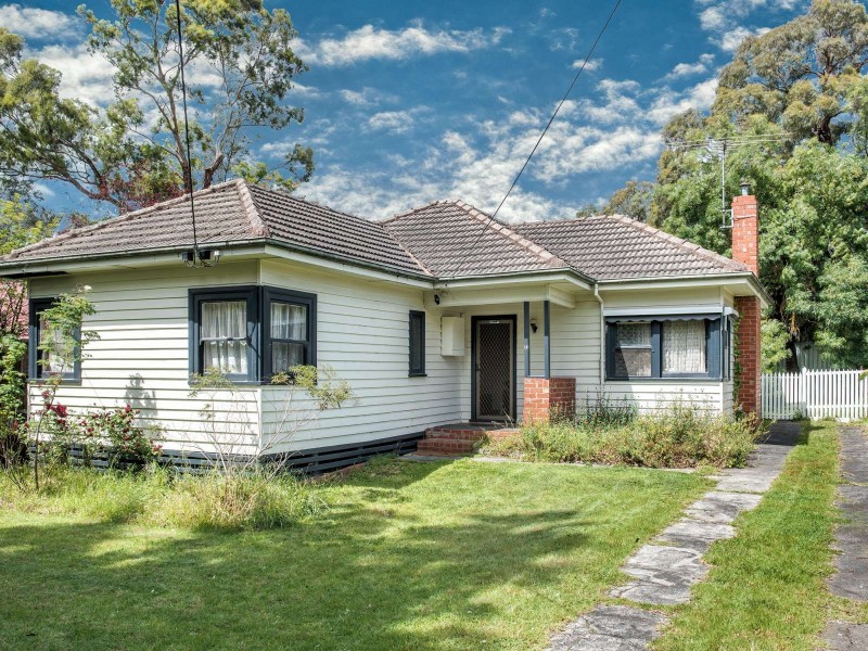 13 Maple Street, Blackburn VIC 3130