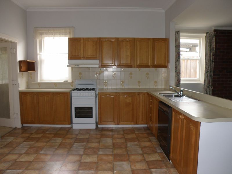 76 Dunloe Avenue, Mont Albert North VIC 3129