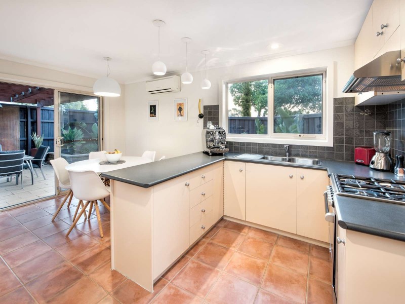 1/762 Station Street, Box Hill VIC 3128