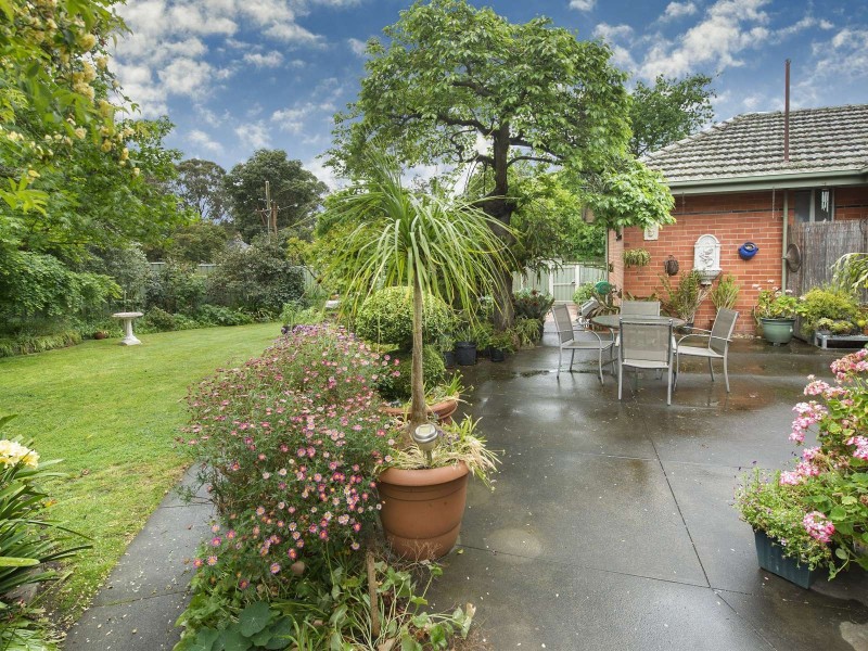 6 Goddard Court, Mont Albert North VIC 3129