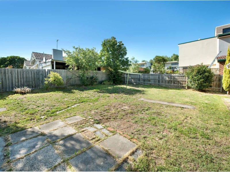 32 Hopetoun Avenue, Brunswick West VIC 3055