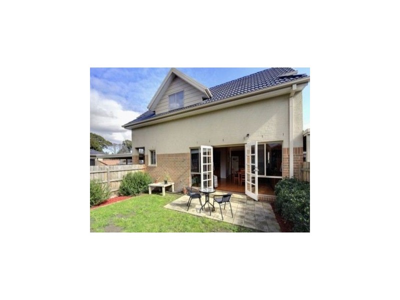2/1A East India Avenue, Nunawading VIC 3131