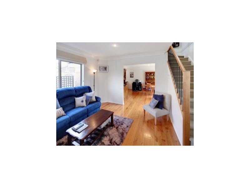 2/1A East India Avenue, Nunawading VIC 3131