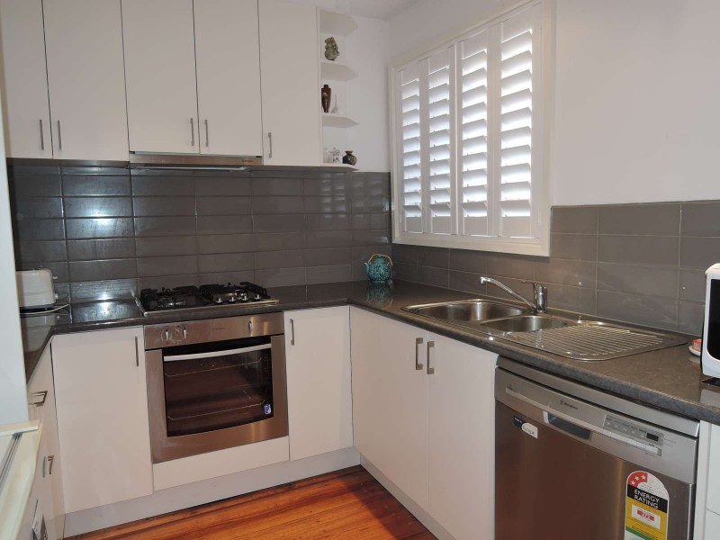 4/37 Foch Street, Box Hill South VIC 3128