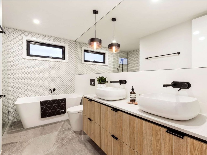 139 Dorking Road, Box Hill North VIC 3129