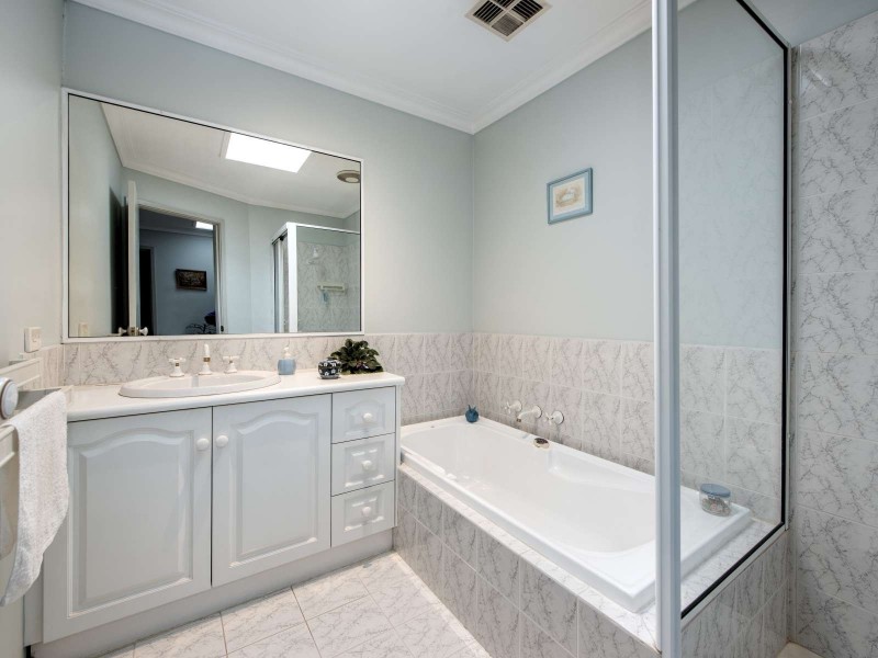 3/10 Stringybark Close, Forest Hill VIC 3131