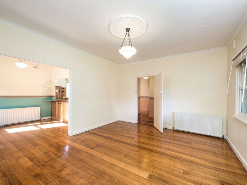 35 Aberdeen Road, Blackburn South VIC 3130