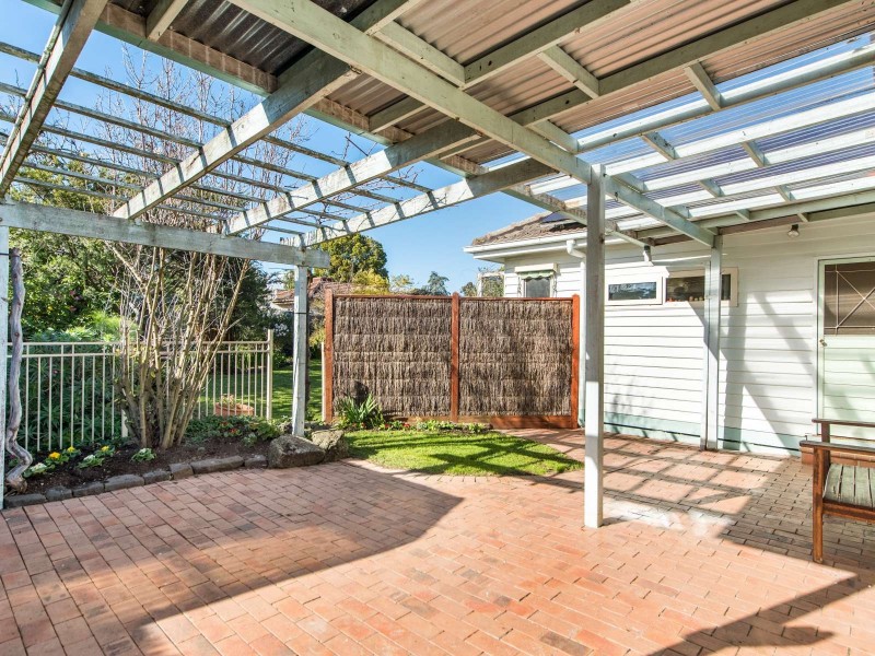 35 Aberdeen Road, Blackburn South VIC 3130