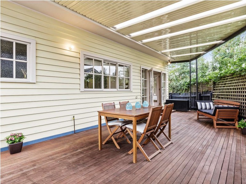 6 Leach Avenue, Box Hill North VIC 3129