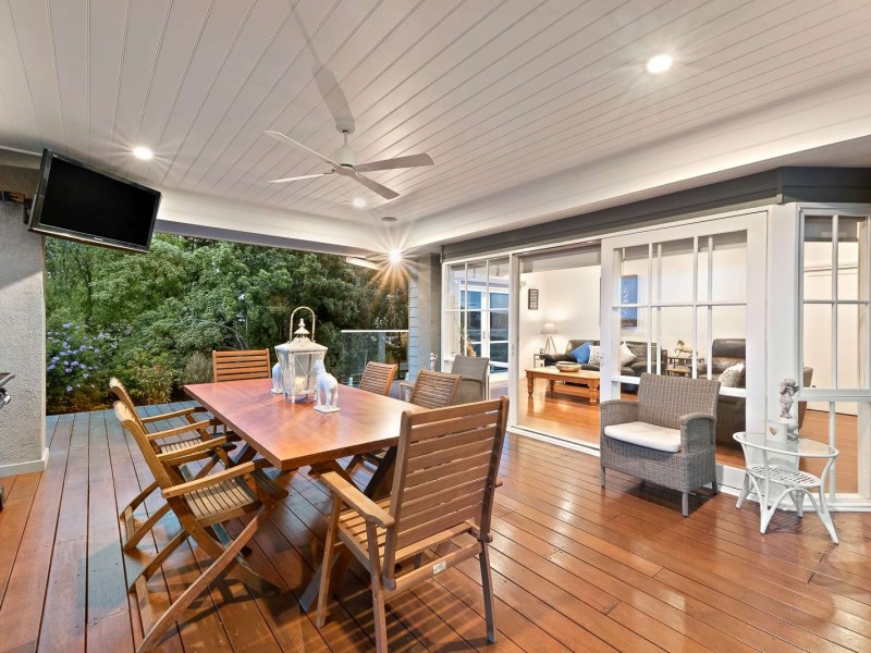 32 Carroll Avenue, Croydon VIC 3136