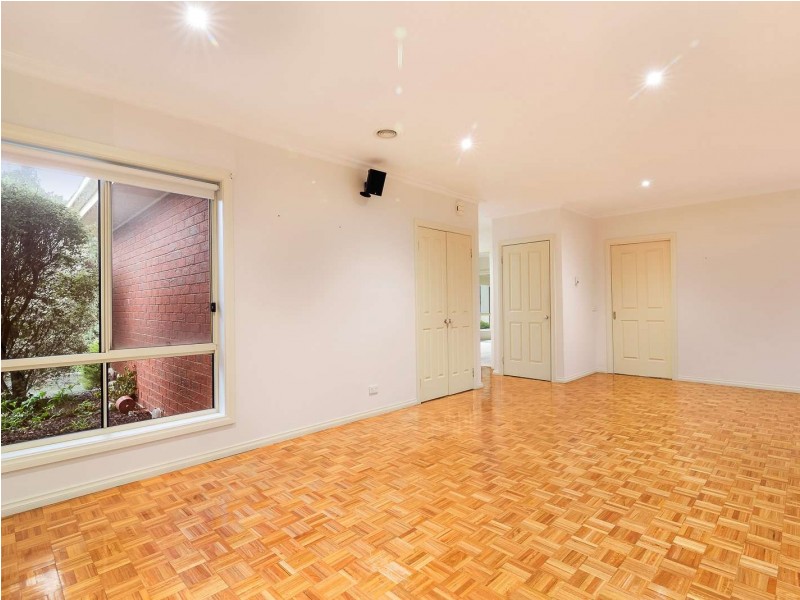 2/3 Havelock Street, Burwood VIC 3125