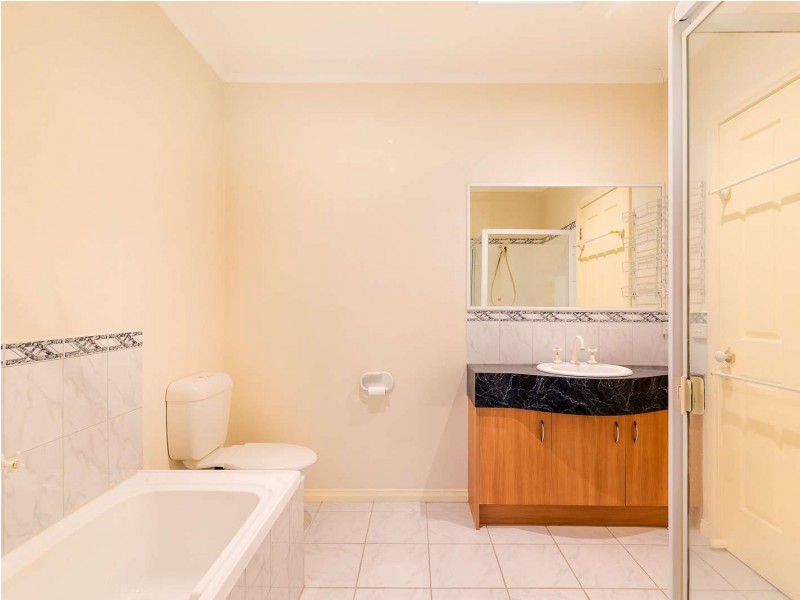 2/3 Havelock Street, Burwood VIC 3125