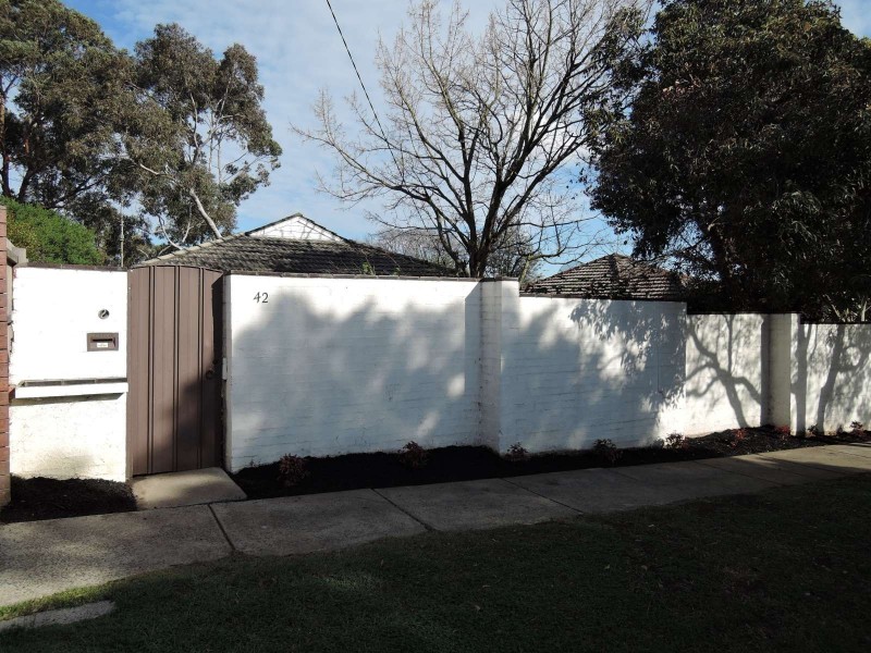 42 Carawatha Road, Doncaster VIC 3108