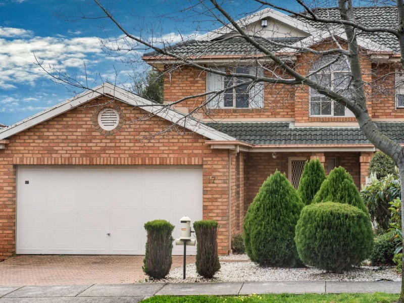 17 Springfield Road, Blackburn North VIC 3130