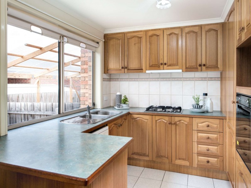 17 Springfield Road, Blackburn North VIC 3130